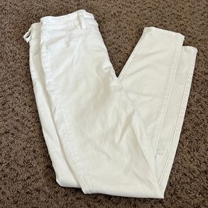 American Eagle Next Level White Super High Rise Jeggings